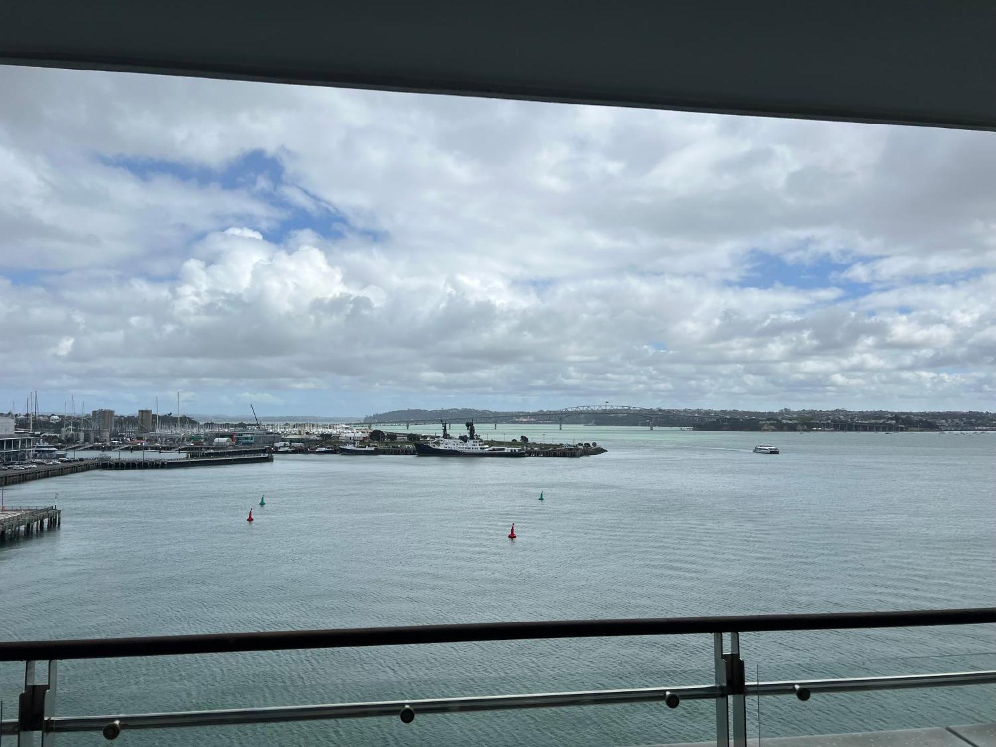 Waterfront Seaview Hotel Apartment - Same Building Block As Auckland Hilton Экстерьер фото